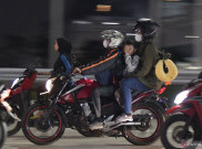 Kapolda Metro Jaya Hentikan Pemudik Motor Bawa Bayi
