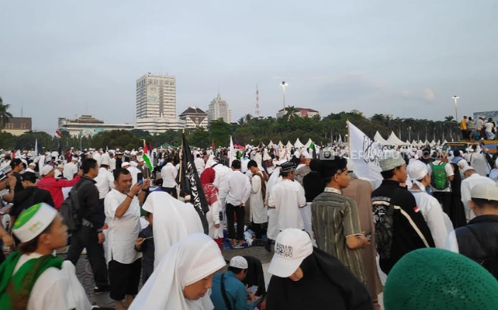 Rizieq: Ahok Dijaga Presiden hingga Kapolri Tapi Tetap Lengser, Pendukungnya Rontok