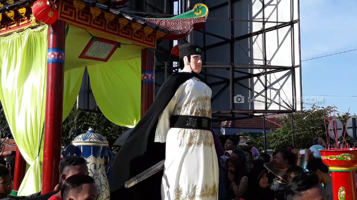 Masyarakat Cirebon Gelar Nadran dan Sedekah Bumi