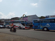  Ratusan Bus Angkut Massa Reuni 212 dari Solo ke Jakarta