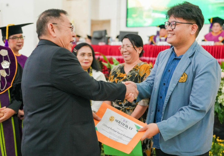 Ribuan Beasiswa Kelapa ala Jerry Hermawan Lo untuk Mendukung Program Ketahanan Pangan Prabowo