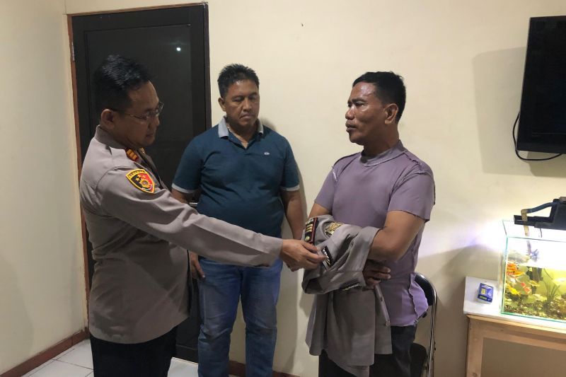 AKP Gadungan Ditangkap Saat Minta THR ke Toko Air Isi Ulang