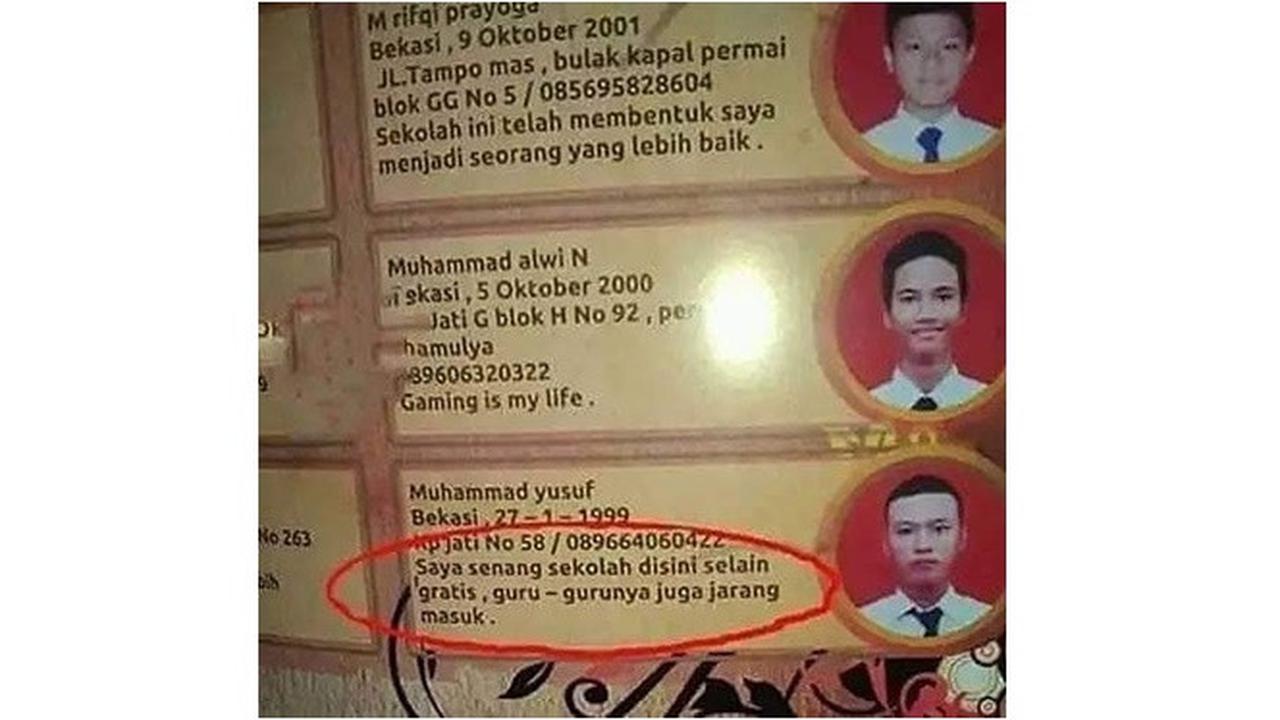 Buku kenangan kocak. (Foto  instagram.com/awreceh)
