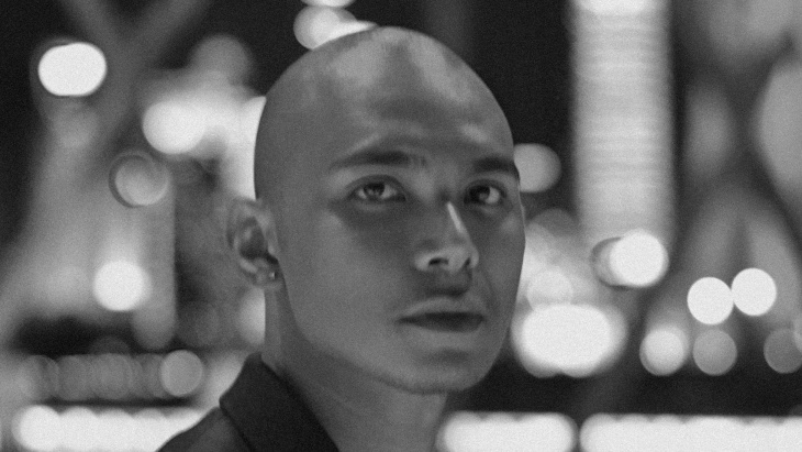 Allan Andersn Kembali dengan 'Dimiliki Dia'