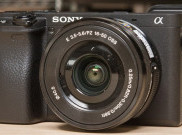 Mirrorless Sony A6400, Bisa Berputar 180 derajat