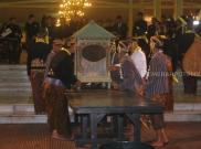 Pertama Kali Ikut Kirab Malam 1 Suro, Menteri Susi Gregetan 