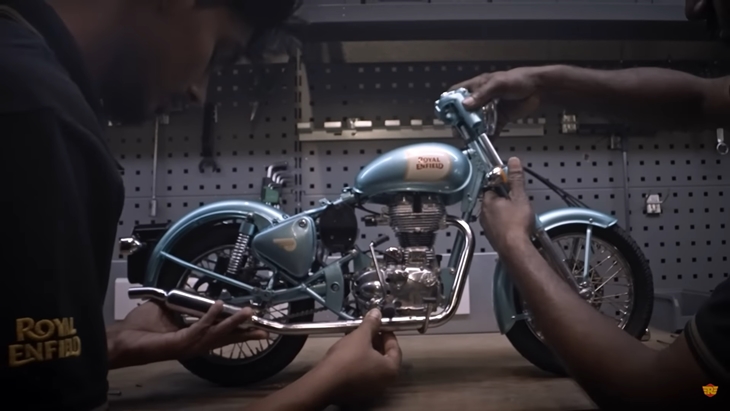 Wajib Punya, Royal Enfield Edisi Koleksi Skala 1:3