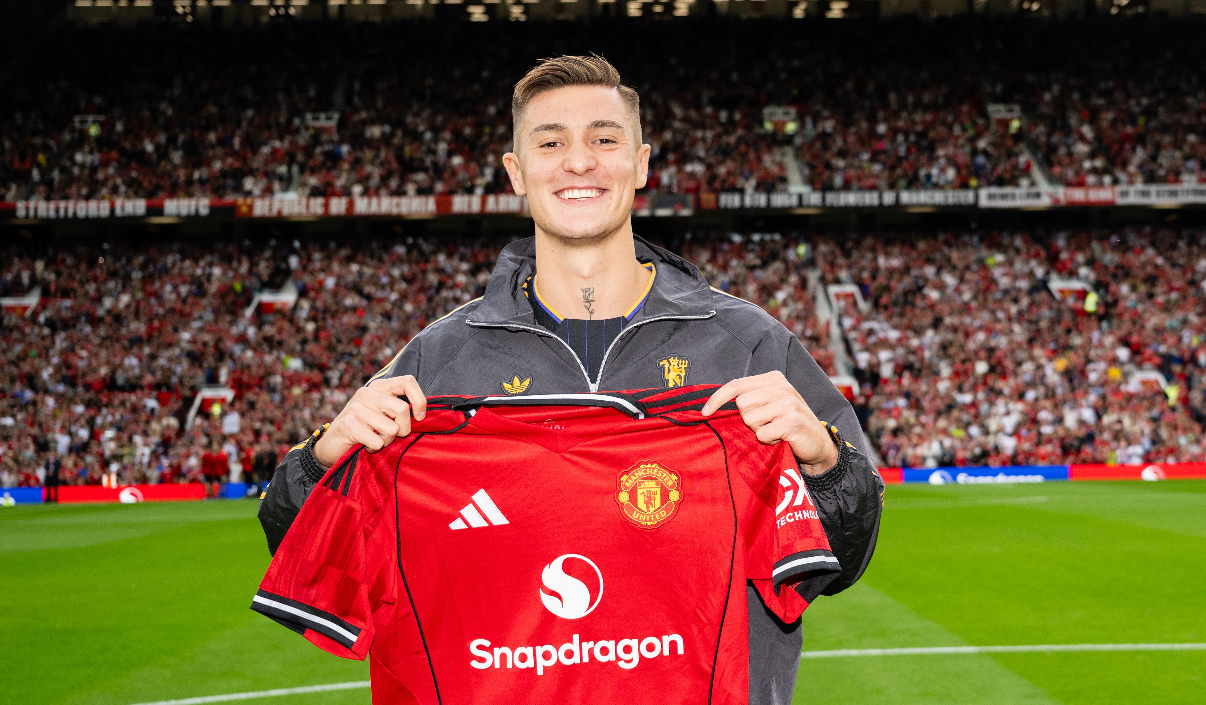 Benjamin Sesko Akhirnya Ungkap Alasan Pilih Manchester United Dibanding Newcastle