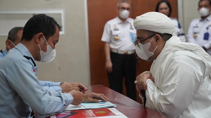 Bebas Bersyarat Hari Ini, Rizieq Shihab Langsung Mengajar dan Dakwah