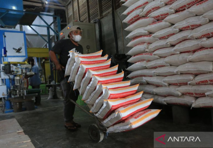 Bansos Pangan di Daerah Bencana Dipercepat, Beras 34 Juta Kg dan Minyak Goreng 6,8 Juta Kg