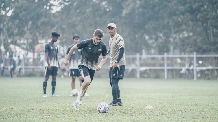 Lawan Persis Solo, Dewa United FC Kehilangan Majed Osman