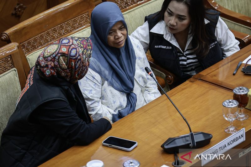 Bicara di DPR, Ibu Santri Tewas Dibakar Hidup-Hidup di Ponpes Ketuk Pintu Hati Prabowo