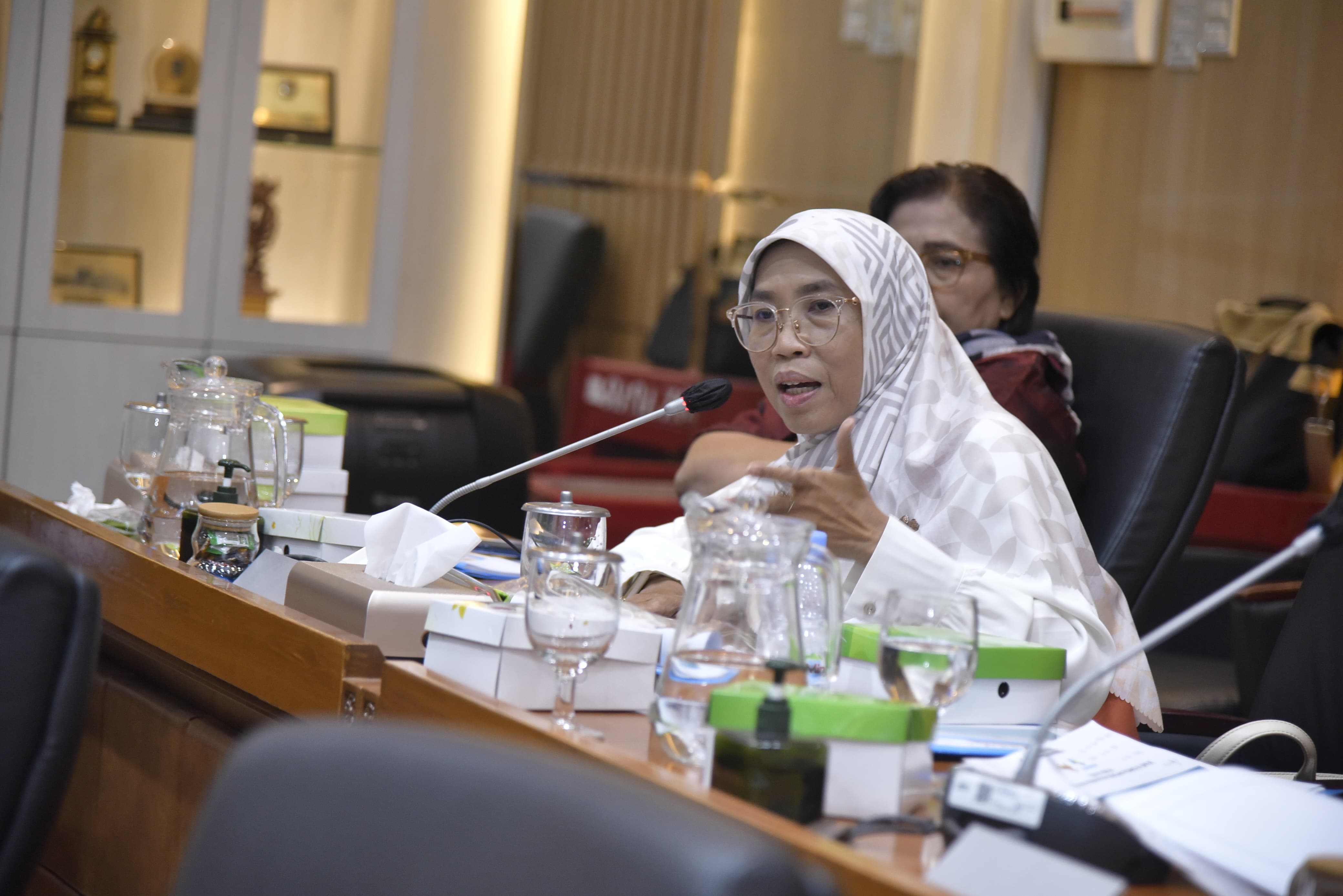 Rencana Potong Gaji untuk Dana Pensiun Bakal Lemahkan Daya Beli Masyarakat