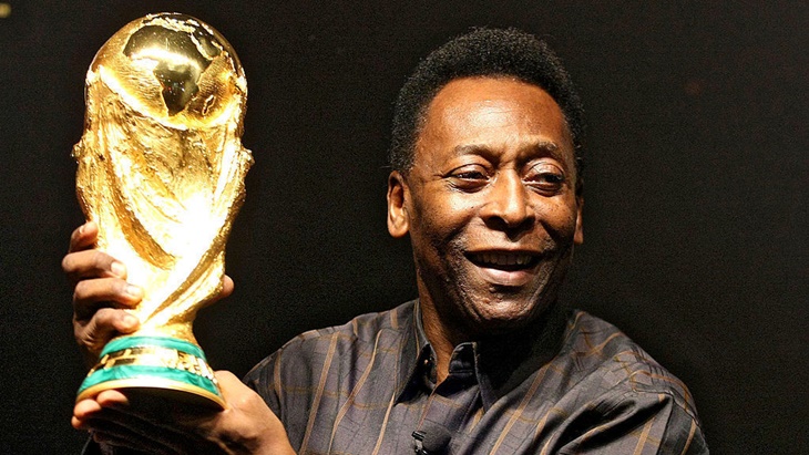 Dukungan Pele Kepada Liverpool Dianggap Sebagai Pertanda Buruk, Kenapa?