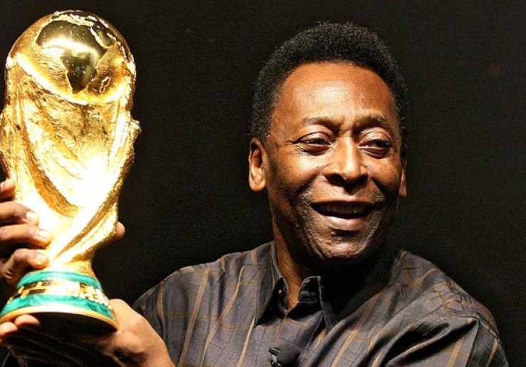  Dukungan Pele Kepada Liverpool Dianggap Sebagai Pertanda Buruk, Kenapa?