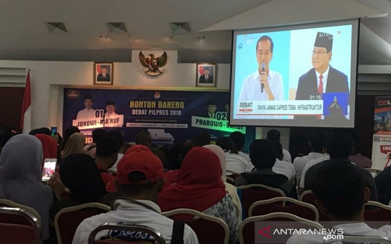 Suasana nobar debat capres Jokowi dan Prabowo