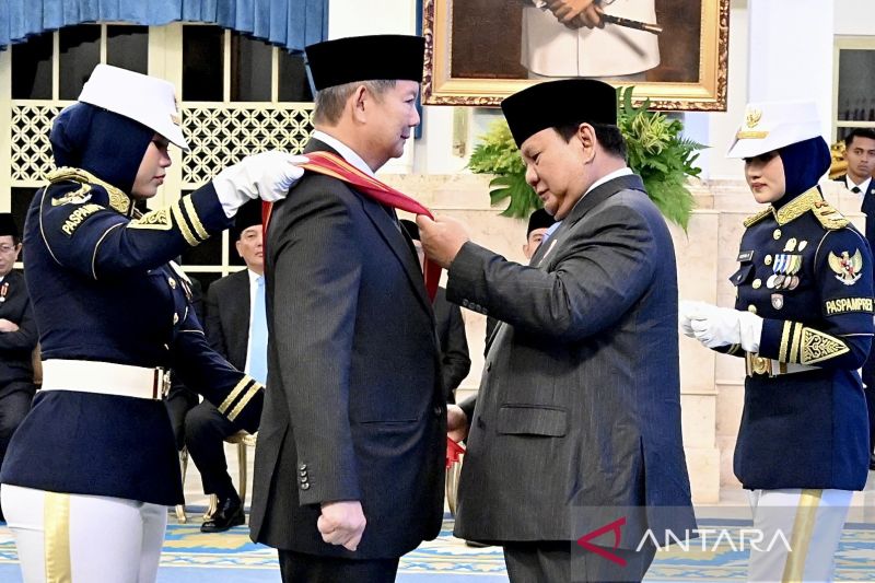 Dianugerahi Tanda Kehormatan dari Prabowo, Hashim Djojohadikusumo Sempat Merasa Tidak Nyaman
