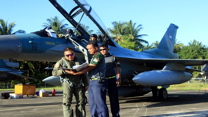 Pesawat Tempur F-16