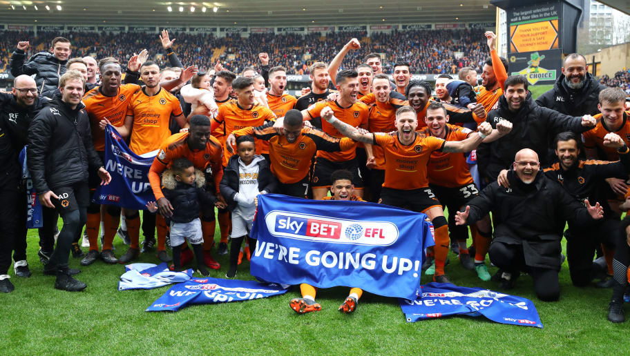 Secuplik Kisah Wolverhampton dan Dibalik Sentuhan Emas Sang Super Agen