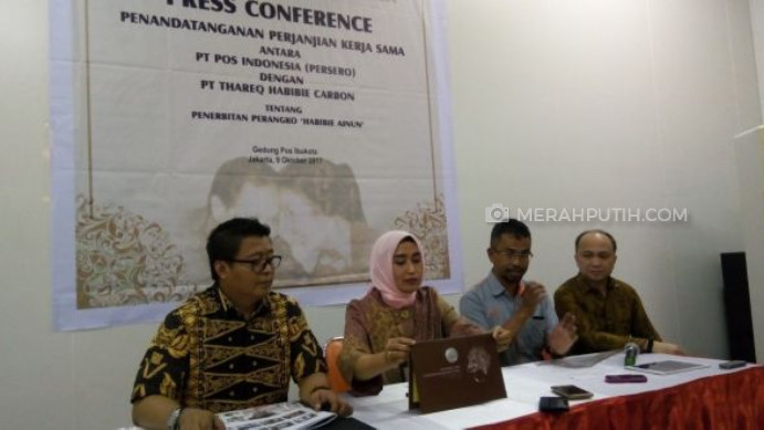 Kisah Cinta Habibie dan Ainun dalam Sepotong Perangko
