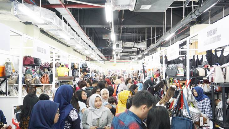 Irresistible Bazaar 15, Surga Perburuan 'Preloved Branded Item' dan 'Streetwear'