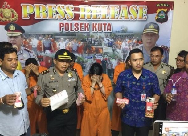 Antara Michelle Sang Pramugari Garuda Indonesia, Kokain dan Kumpul Kebo