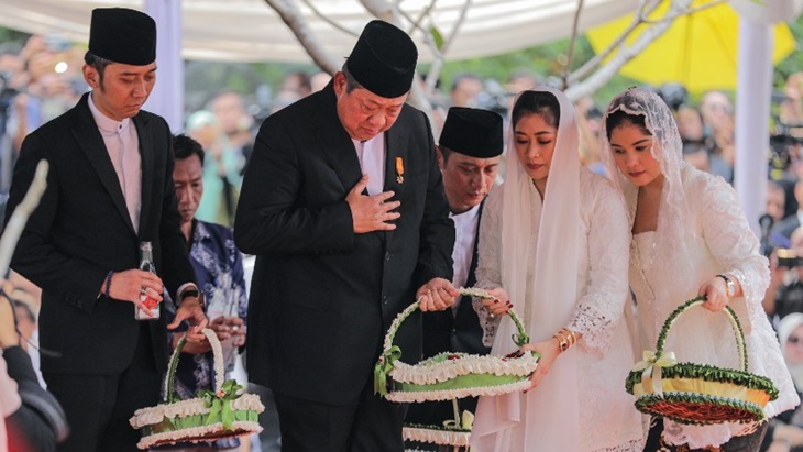 Acara pemakaman Ani Yudhoyono. (MP/Rizki Fitrianto)