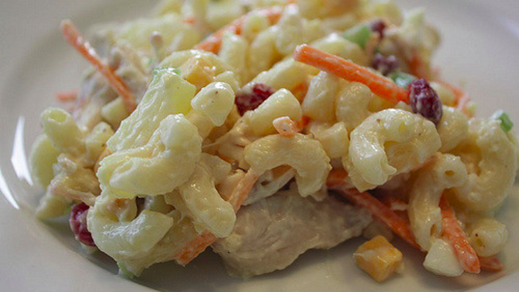 Macaroni Salad ala Filipina, Sajian Istimewa Bertabur Keju
