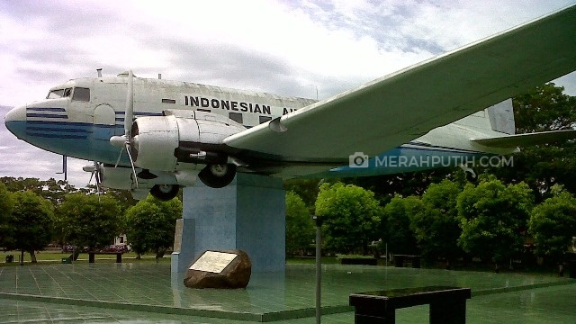 Ingatan Pertama Kali Garuda Indonesia Mengudara 