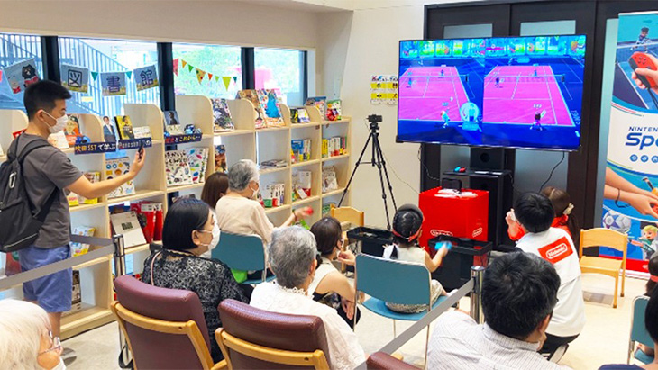 Nintendo Tawari Lansia Bermain Nintendo Switch di Panti Jompo Jepang