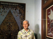 Maestro Batik Cirebon Ingin Serahkan Batik Antikorupsi ke Presiden Jokowi