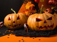 Dari Adele hingga Kim Kardashian, Yuk Intip Kostum Halloween para Selebritas