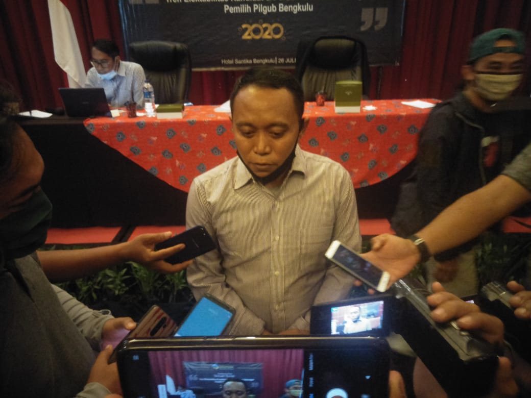 Direktur Riset Diaspora, Ahmad Aprianto