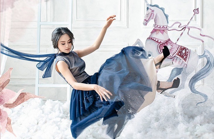 Tampilan Girly dan Strong di Array of Dreams