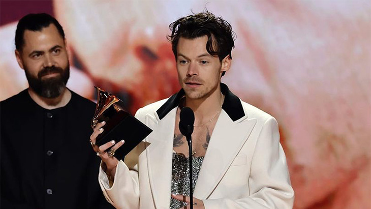 Kejutan Harry Styles di Grammy 2023