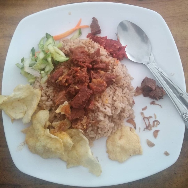 Nasi gonjleng. (Foto: instagram.com/kulinersiteteh)