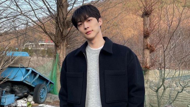 ‘Under The Queen’s Umbrella’ Kukuh di Puncak, Bae In-hyuk Catatkan Pencapaian Baru