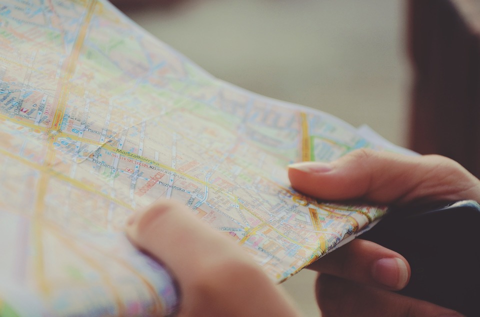 Jangan lupa pelajari rute alternatif (Sumber: Pixabay/Free-Photos)