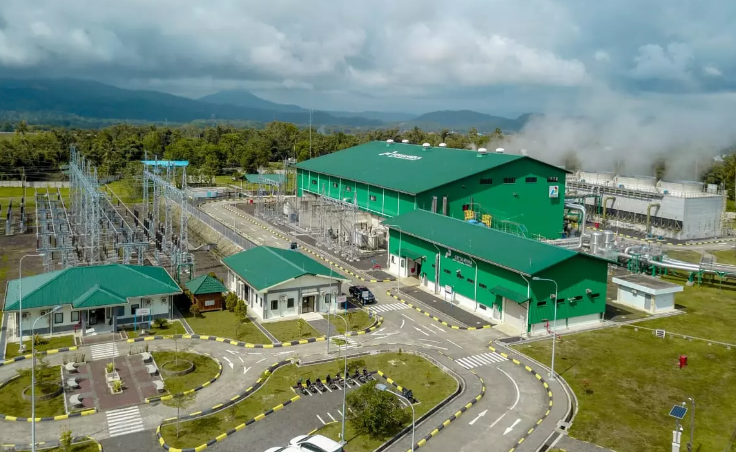 Pembangkit Listrik PLN.