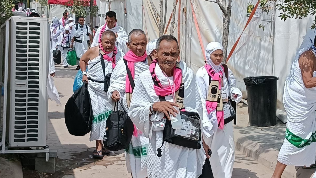 Jemaah Haji Indonesia Pulang ke Tanah Air Mulai Hari Ini