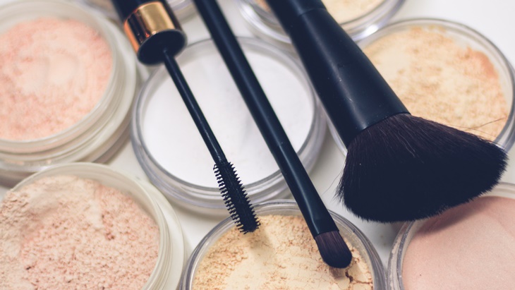 Tidak Masalah Pakai Sunscreen Sebelum Makeup