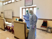 Cari Warga Positif COVID-19, Surabaya Gelar Operasi Swab Hunter