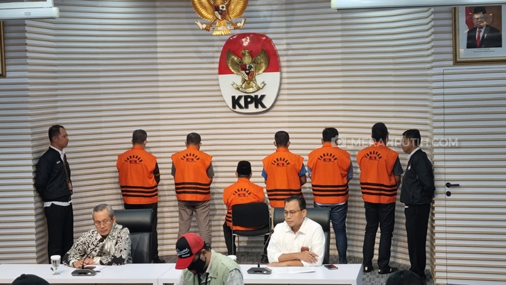 Lengkapi Alat Bukti, KPK Perpanjang Penahanan Gubernur Malut Nonaktif ...