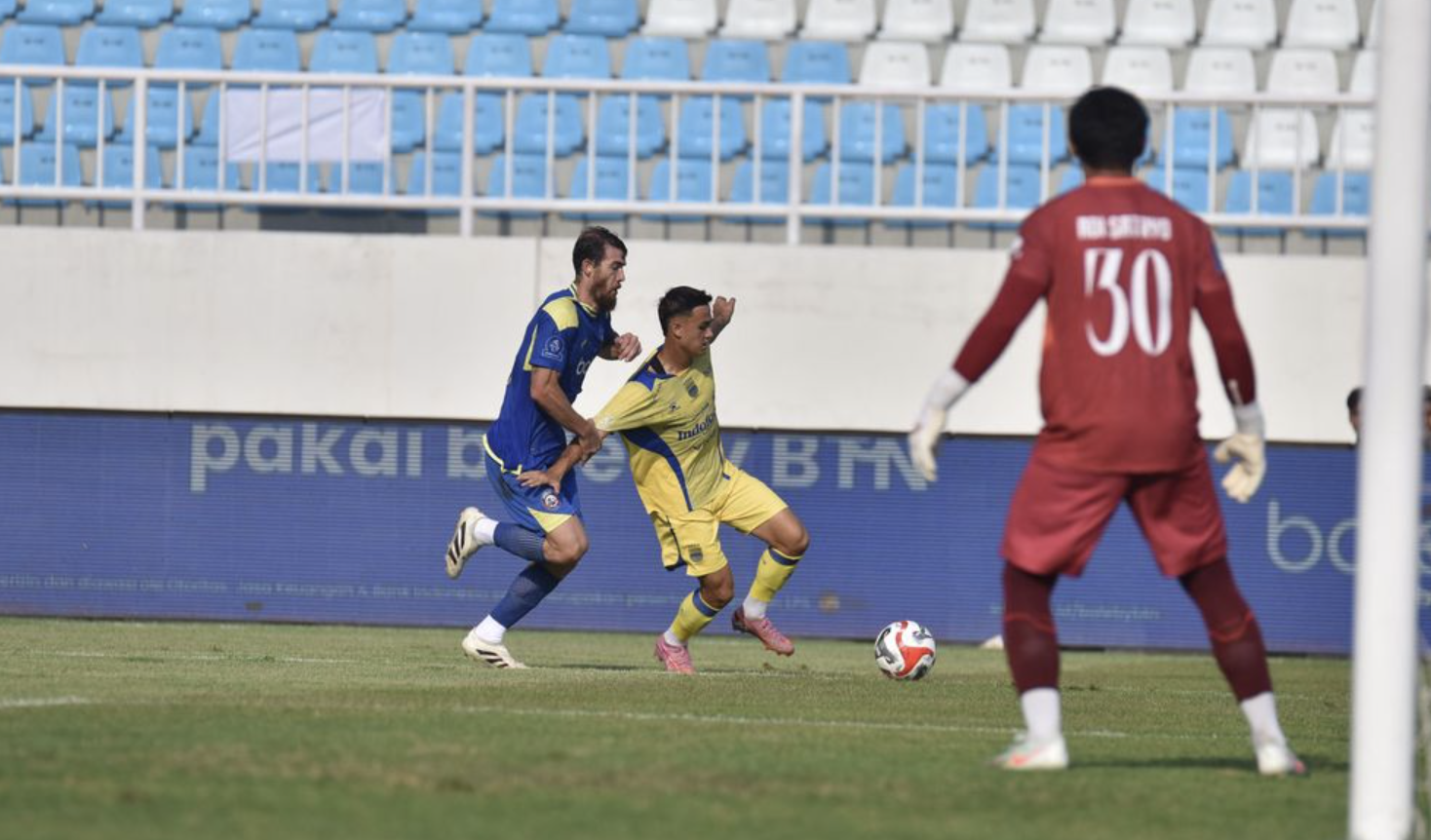 Hasil Super League 2025/2026: Comeback, Persib Kalahkan Arema FC di Kanjuruhan dengan 10 Pemain