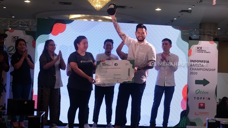 Mikael Jasin Raih Gelar Juara Indonesia Barista Championship 2020