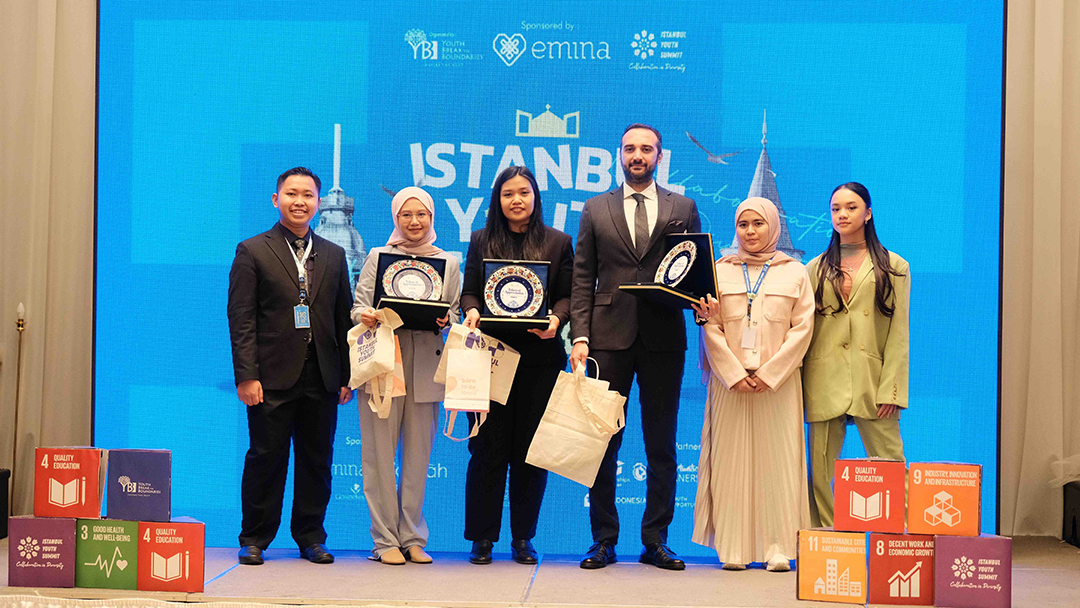 Emina Serukan Youth Beauty Breakthrough: Voice of The Future di Istanbul Youth Summit