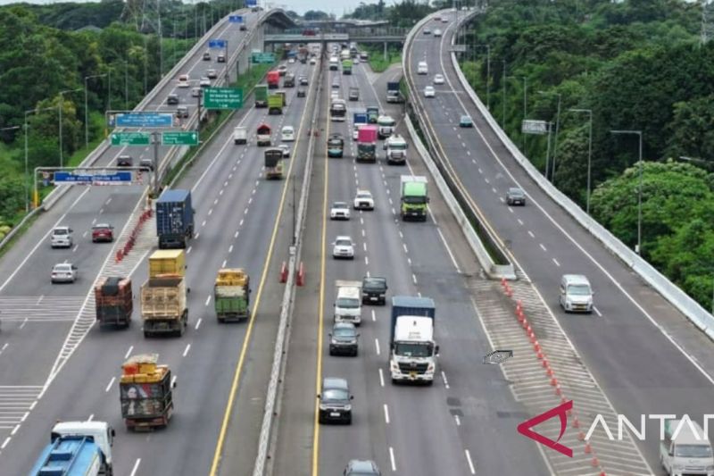 Lonjakan Kendaraan Lewat Tol Transjawa Capai 31,37 Persen Saat Libur Imlek 2026