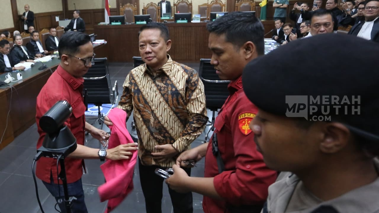 Febrie Adriansyah Minta Dakwaan Dibatalkan dan Dibebaskan dari Tahanan, Singgung Rekam Jejak Tangani Korupsi