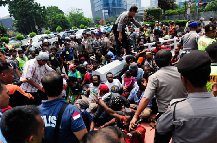 Golkar Kritik Keras Aksi Aliansi Mahasiswa Papua di Surabaya