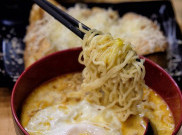 Endessssss, Mie Kuah Telor Asin Ala Kafe Ropang Plus Plus